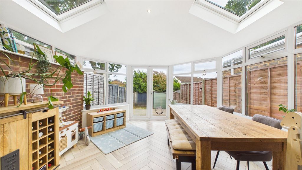 Additional image 8 of 3 bed terraced house for saleLightwater, Surrey GU18
