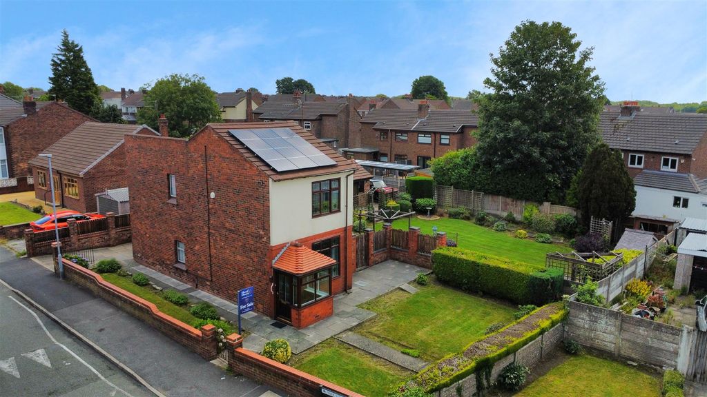 Property photo 1 of 29 Park Street For Sale