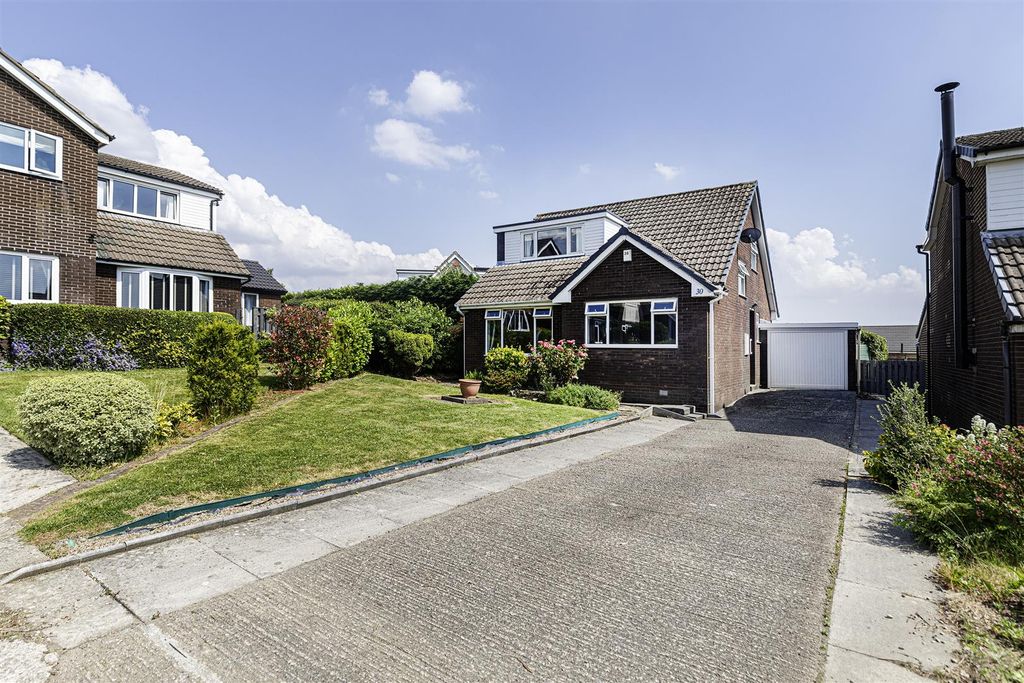 Property photo 1 of 27