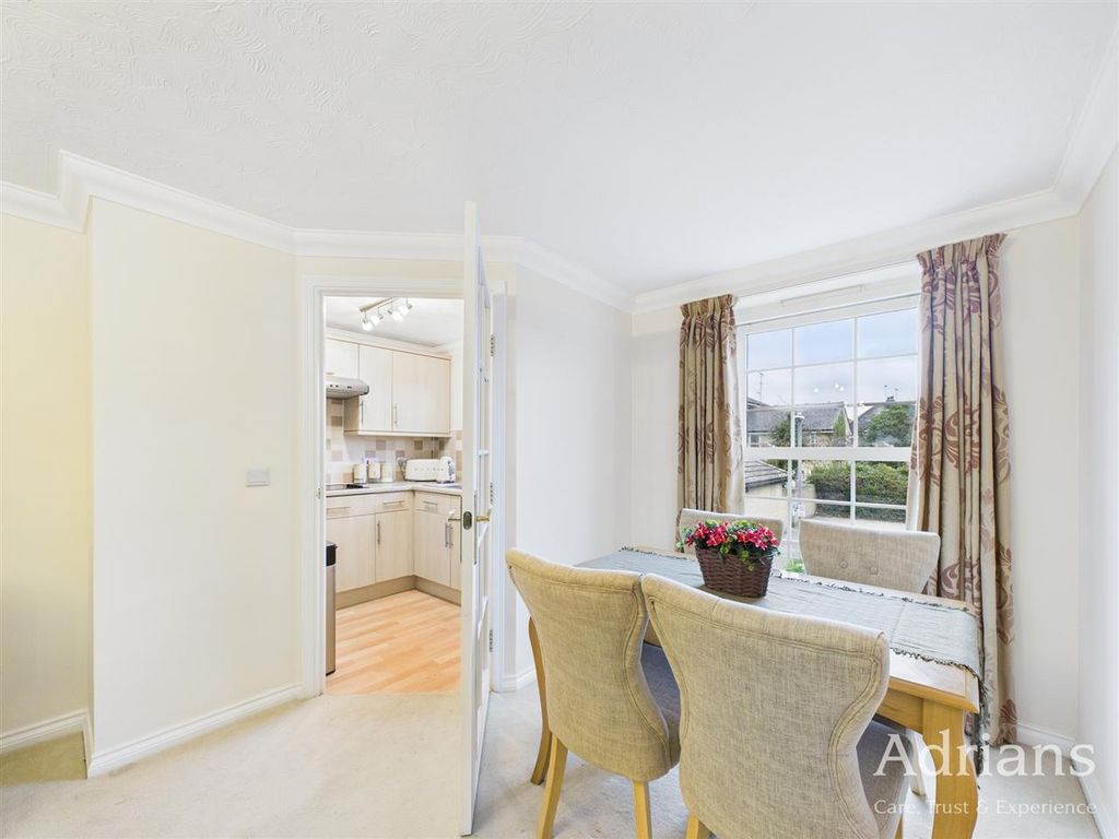 Property photo 3 of 18