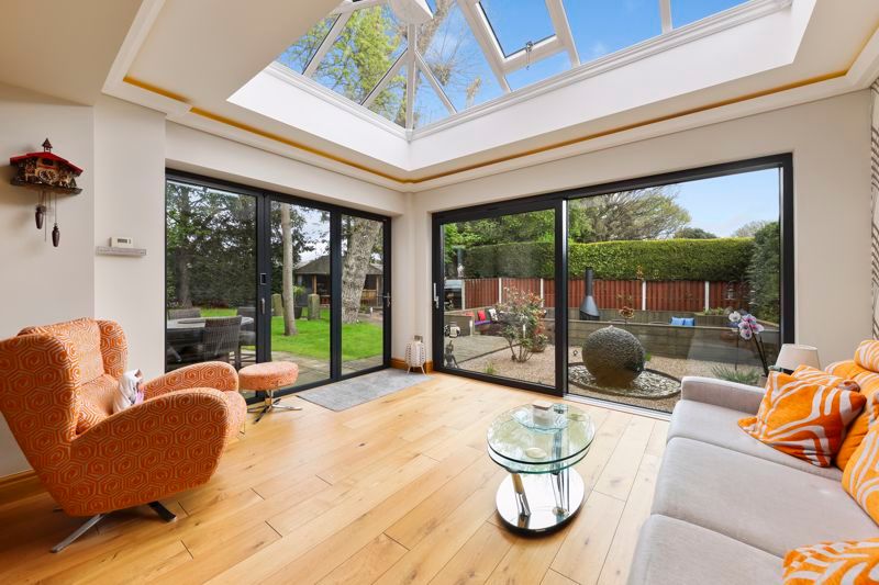 Property photo 1 of 43 Orangery