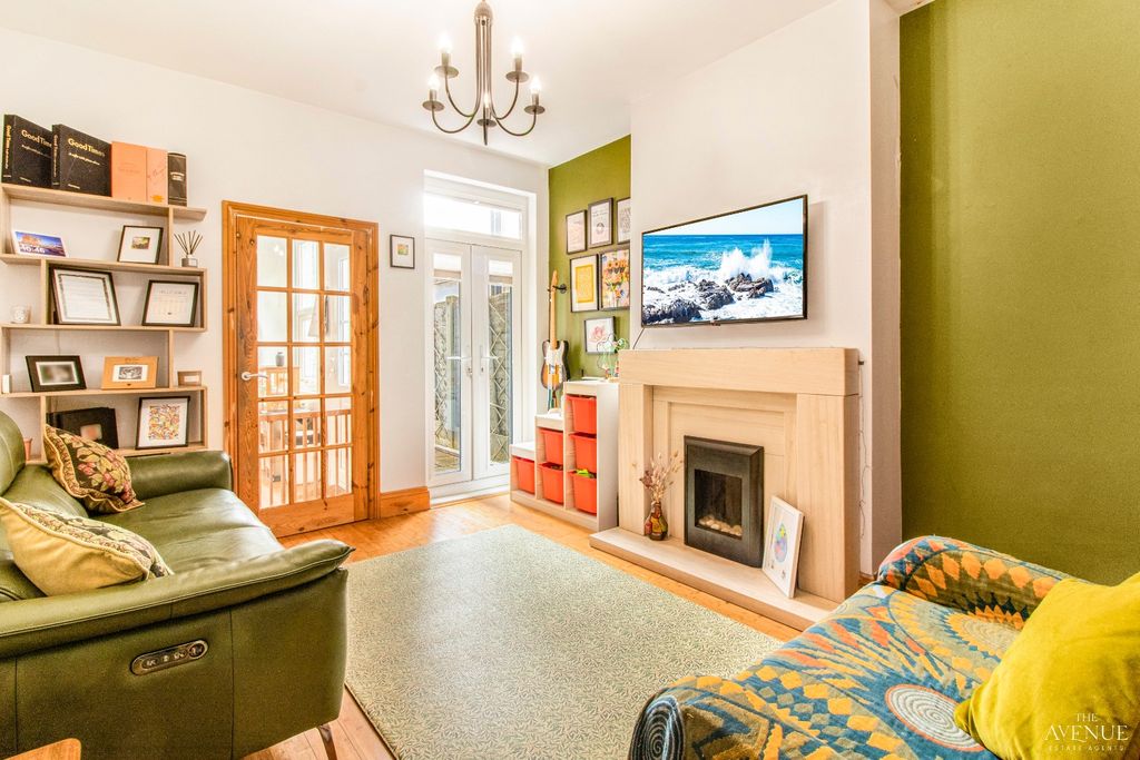 Property photo 3 of 29 2415517