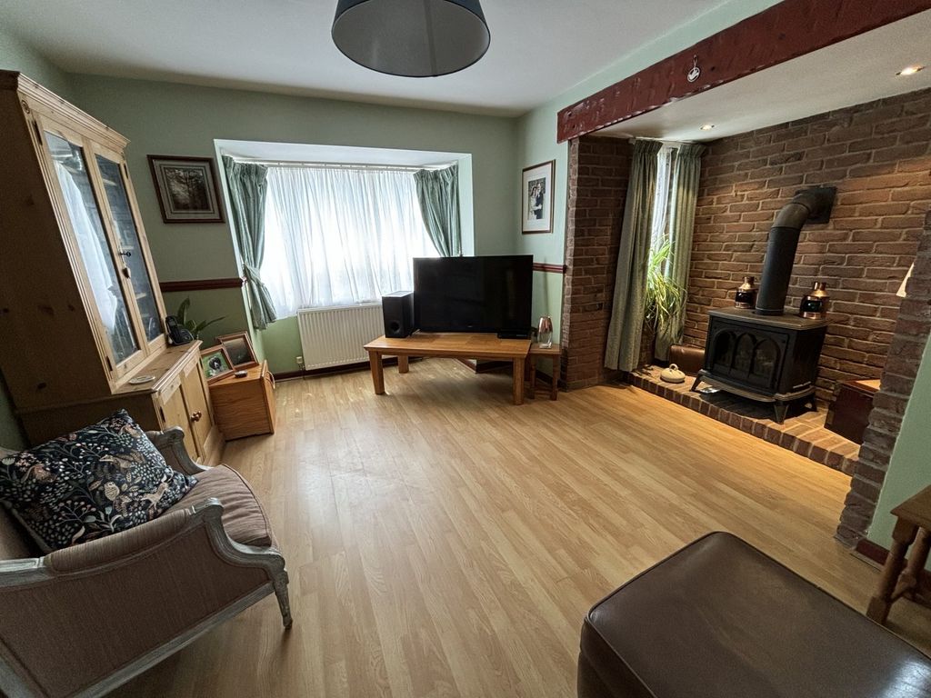 Property photo 2 of 29 Picture No. 03