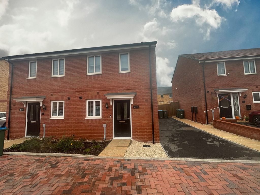 Property photo 1 of 24