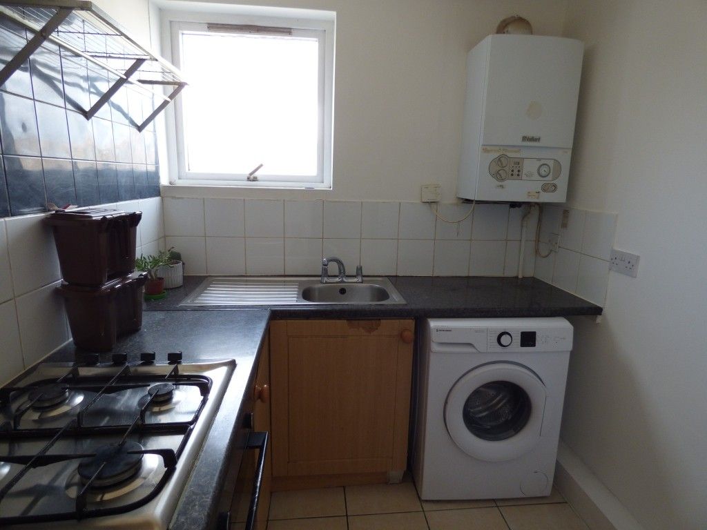 Property photo 2 of 6