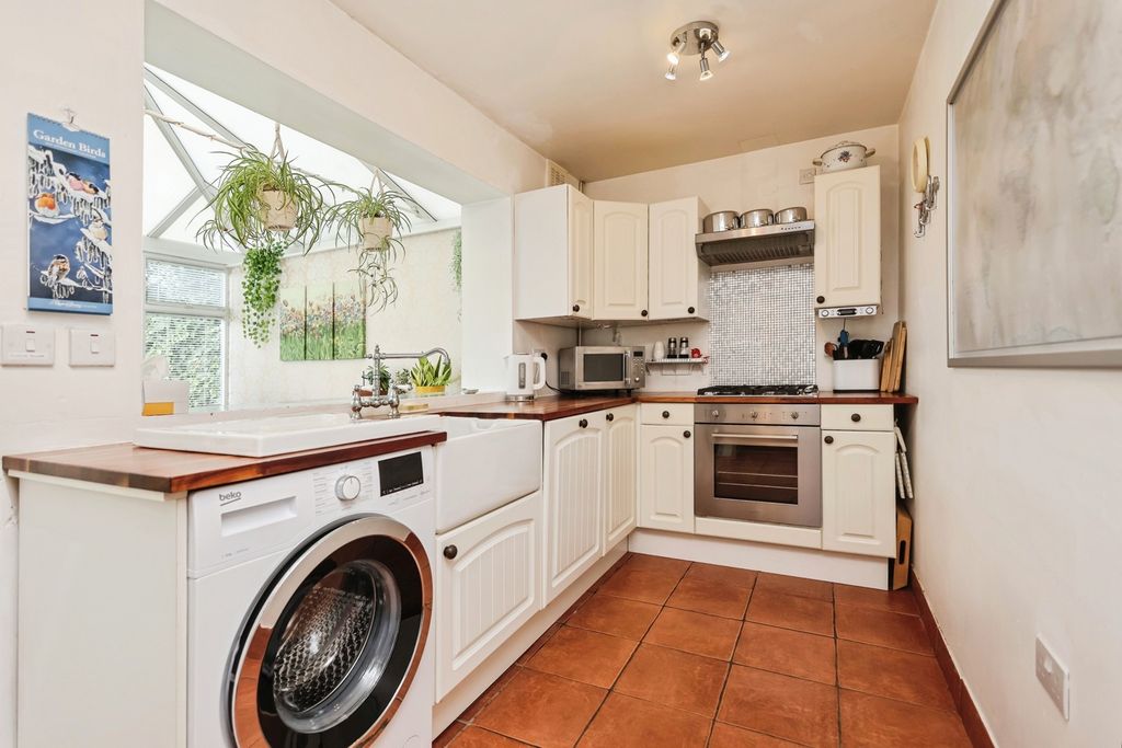 Property photo 3 of 22 Pbox-Img.Jpg