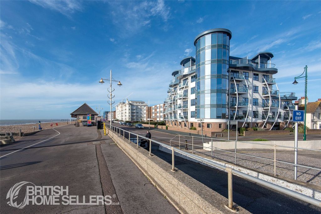 Property photo 2 of 27 Picture No. 04