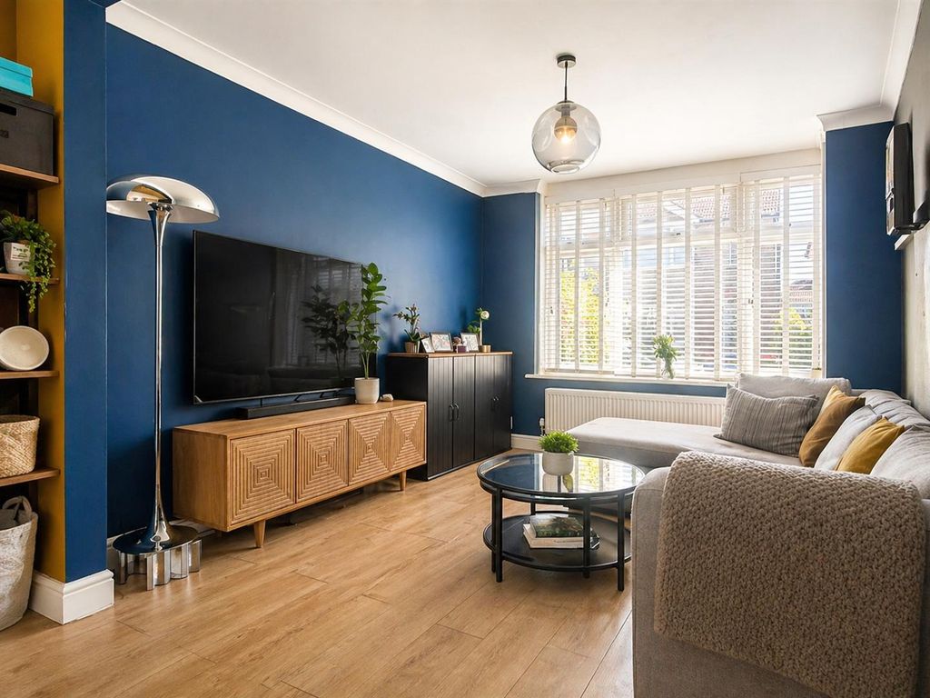 Property photo 2 of 15 D8161865-Bc88-4A83-9Aa7-9Be78C9Cb34C.Png