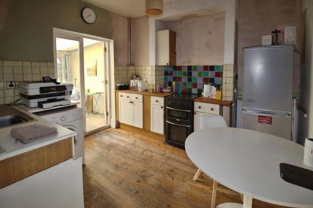 Property photo 3 of 14