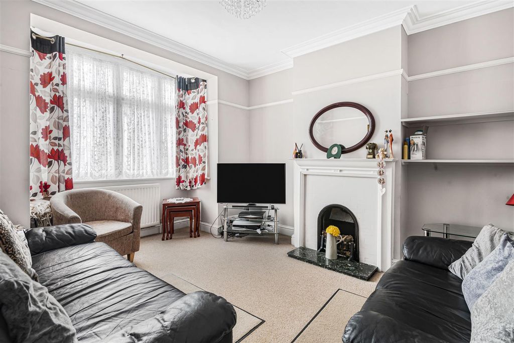 Property photo 2 of 11 13_51623.Jpg