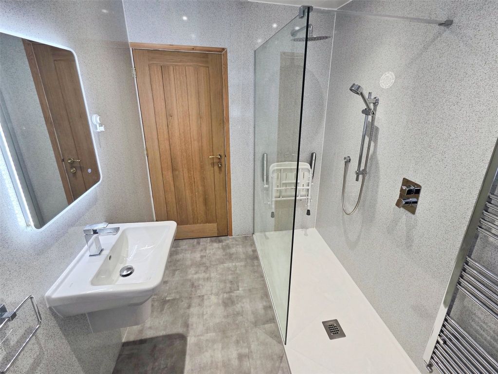 Property photo 2 of 14 Shower Room