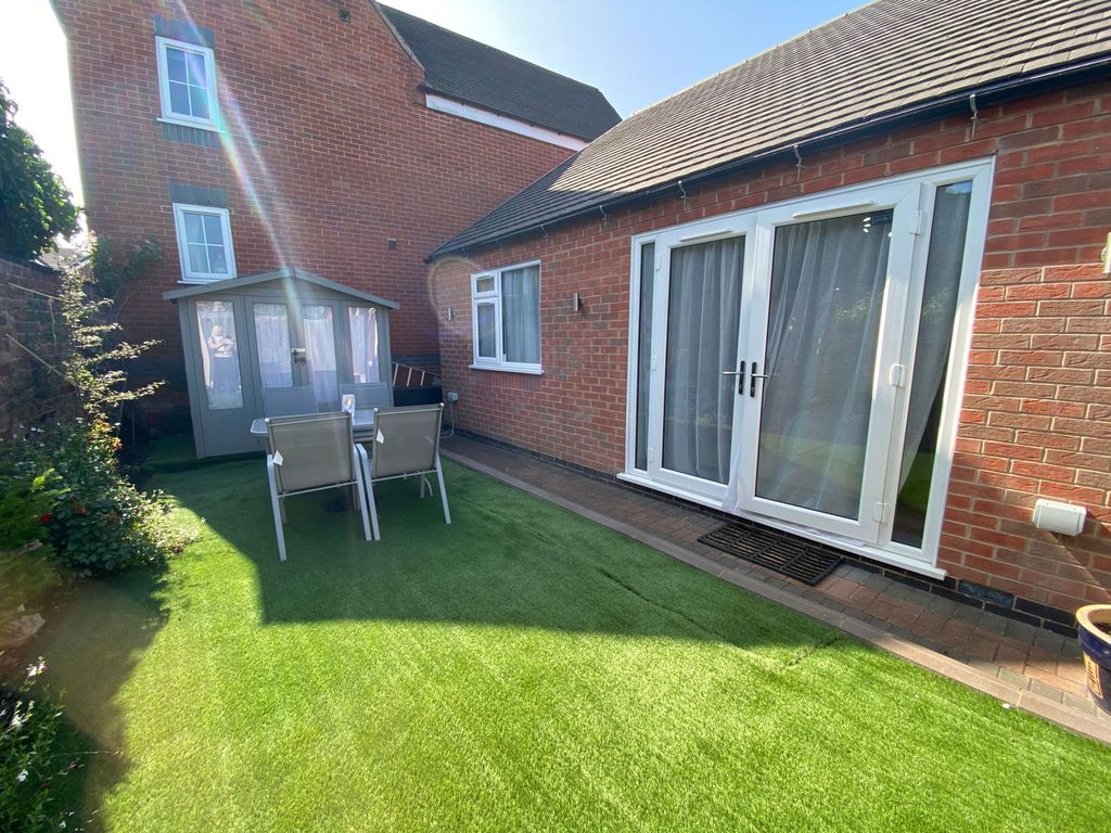 Property photo 2 of 18