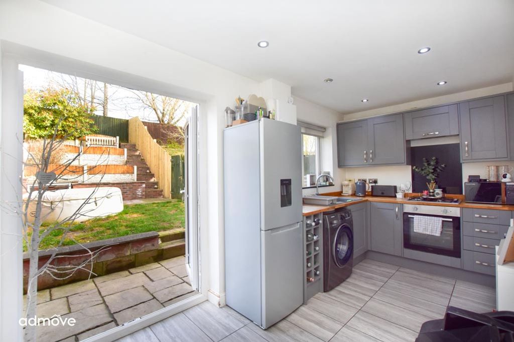 Property photo 3 of 22 Photo 8