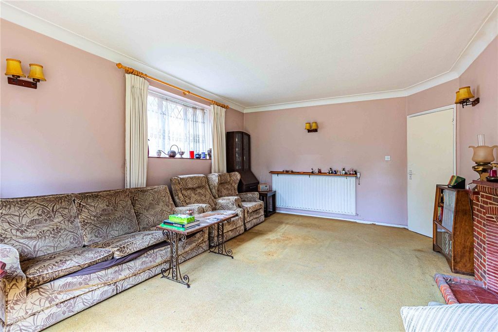 Property photo 3 of 18 Picture No. 09