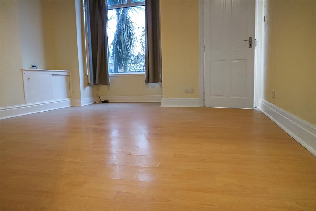 Property photo 3 of 18 Img_5548.Jpg