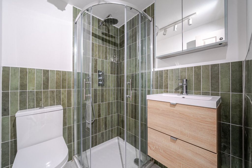 Property photo 3 of 20 Picture No. 12