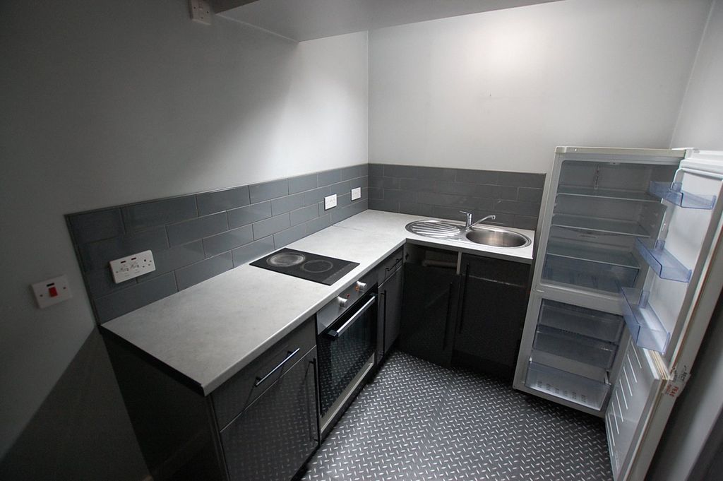 Property photo 2 of 13 Picture No. 08