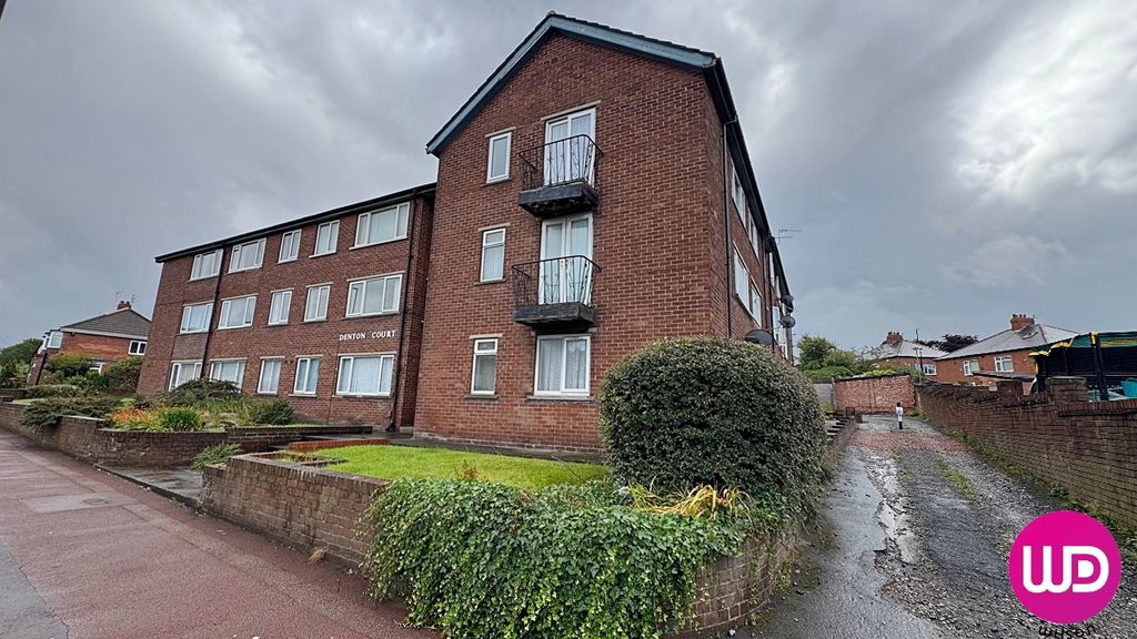 Property photo 1 of 11