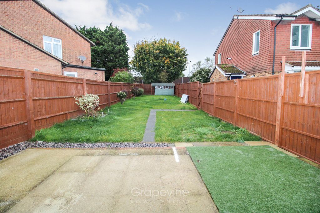Property photo 2 of 9