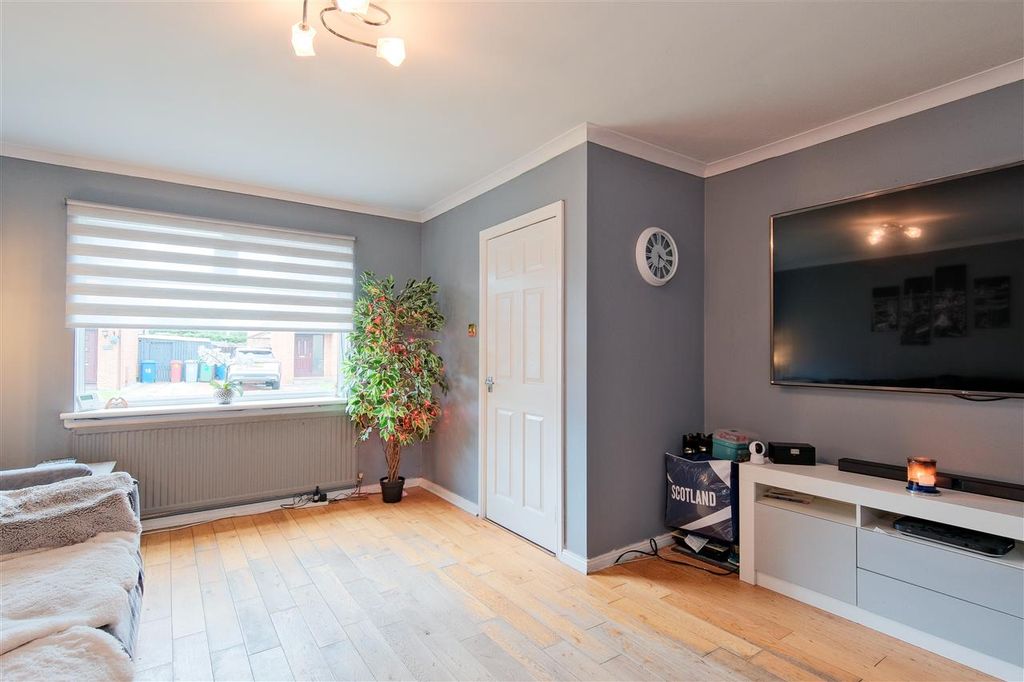 Property photo 3 of 22