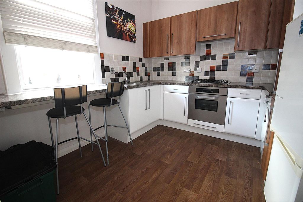 Property photo 2 of 14 Img_2450.Jpg