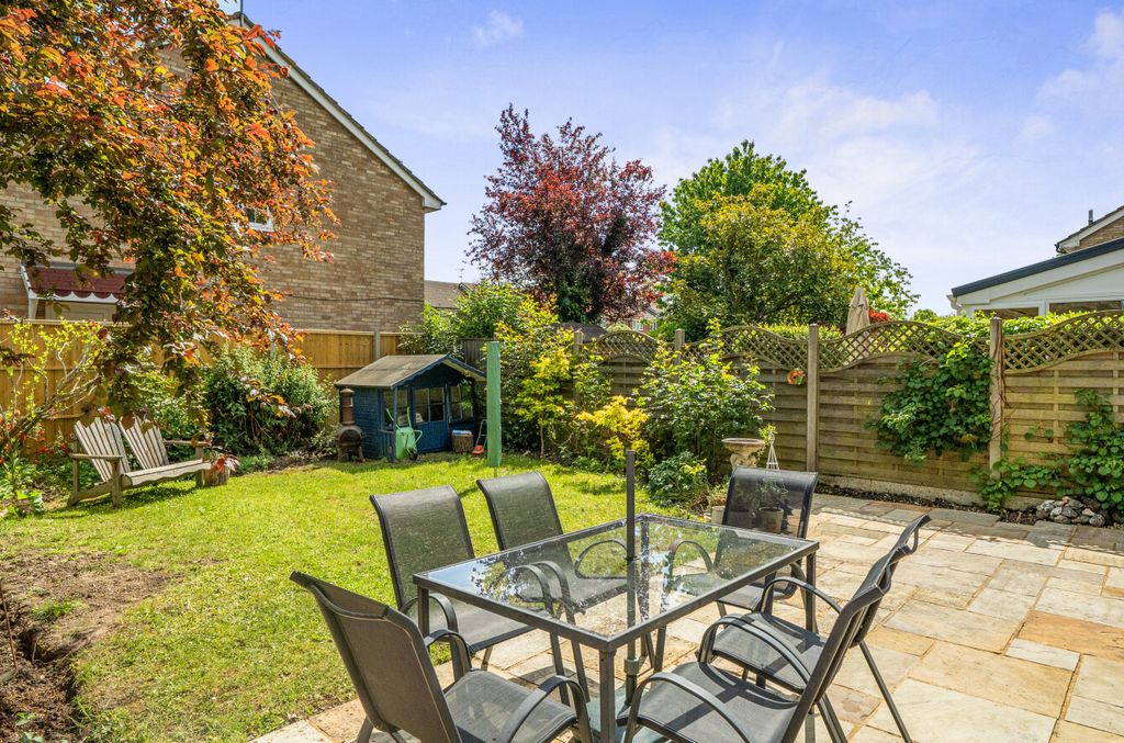 Property photo 2 of 24 1455258-23-69Fb27...