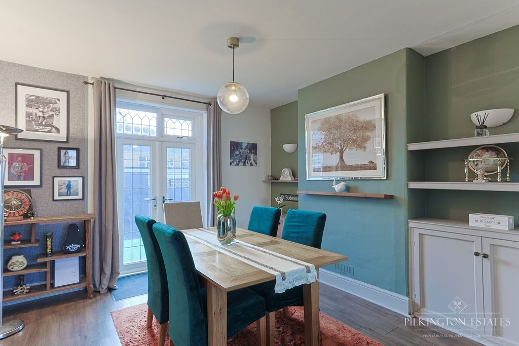 Property photo 2 of 13 4756613