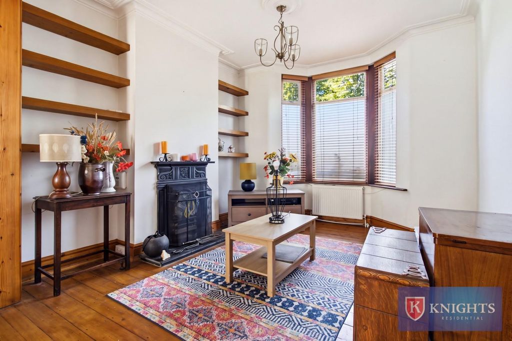 Property photo 2 of 16