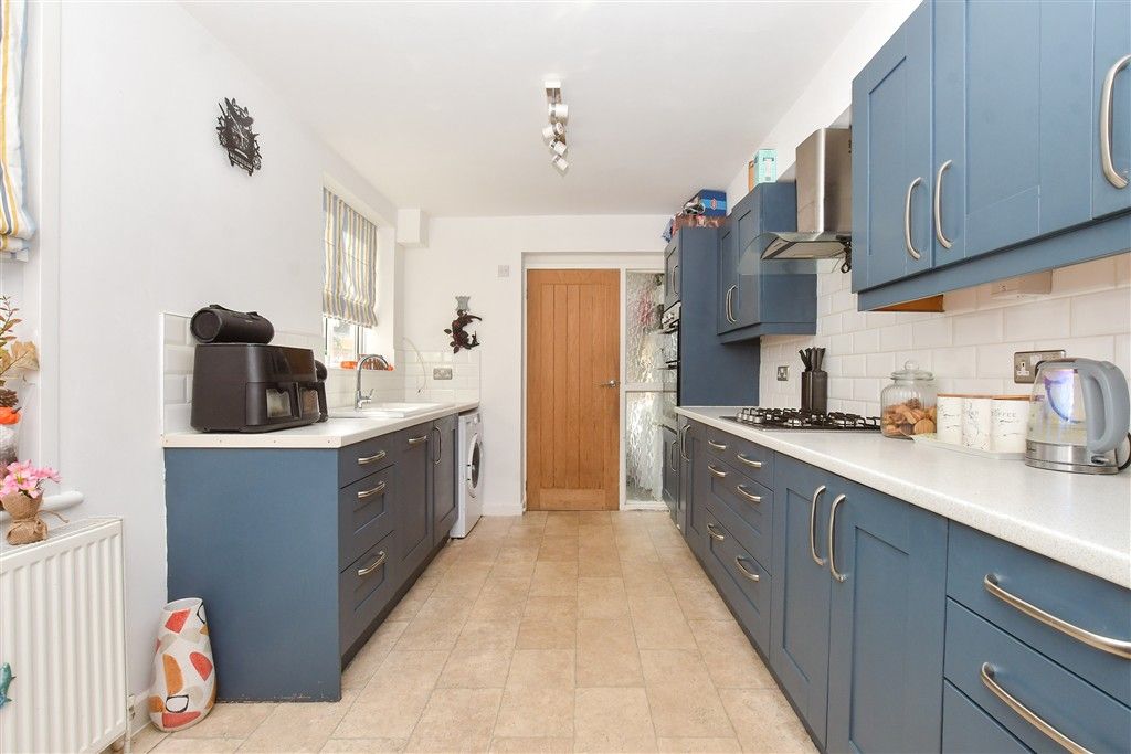 Property photo 3 of 15 Kitchen