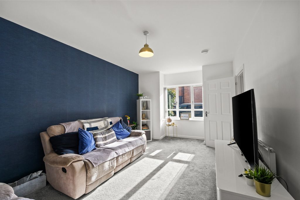 Property photo 3 of 21