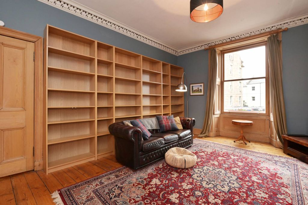 Property photo 3 of 21