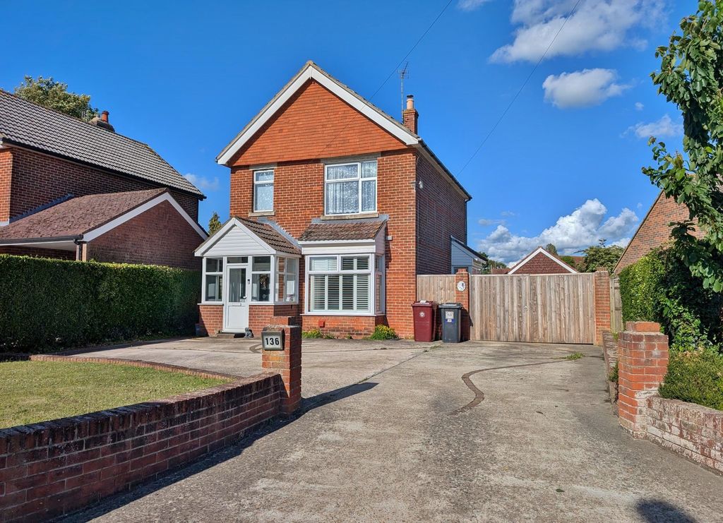 Property photo 1 of 31