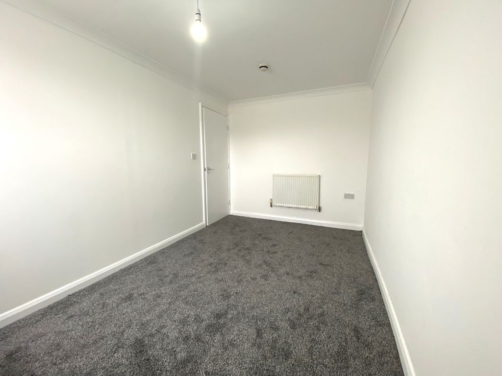 Property photo 1 of 9 5260781