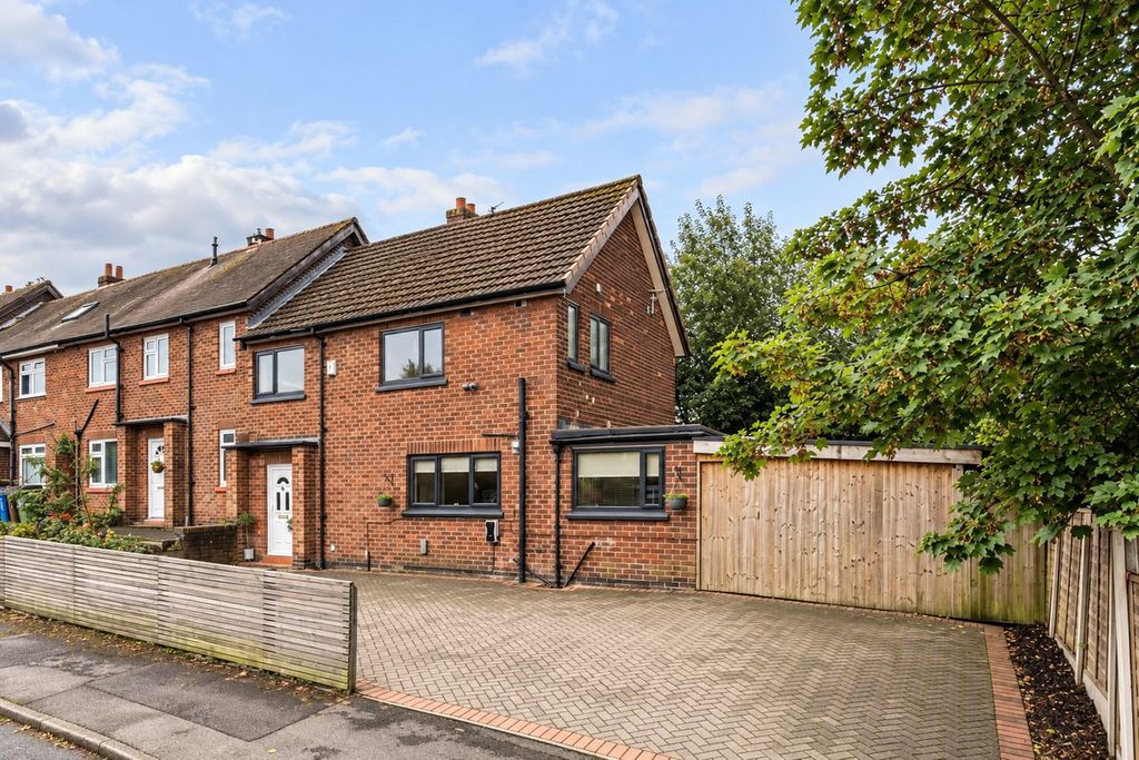 Property photo 1 of 34