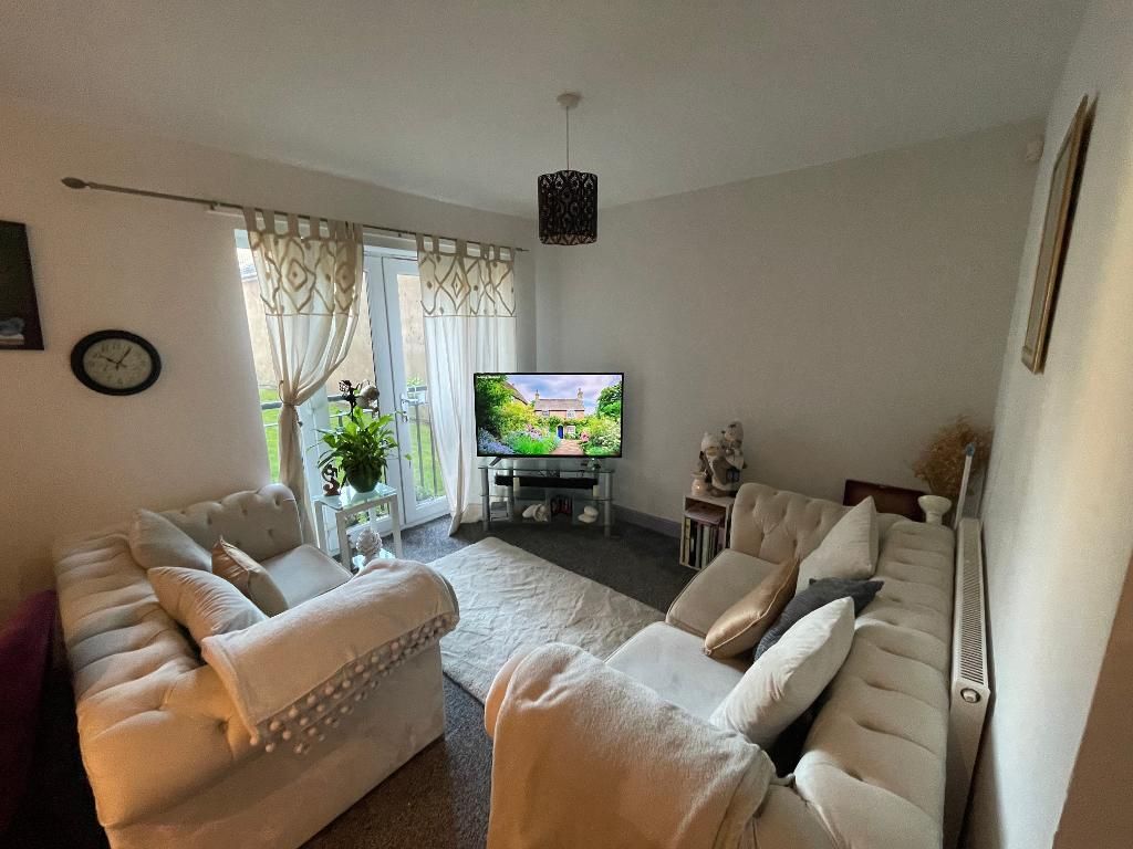 Property photo 3 of 10 Photo 3