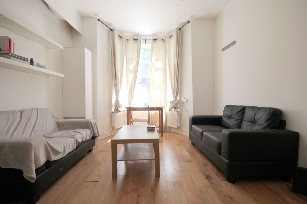Property photo 1 of 4