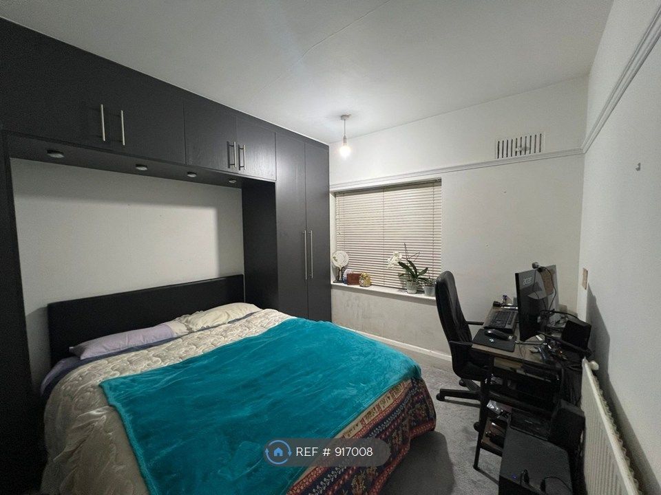 Property photo 1 of 4