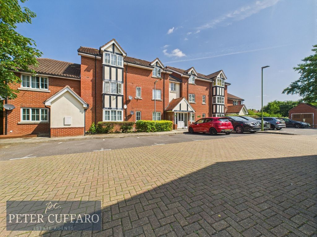 Property photo 1 of 9