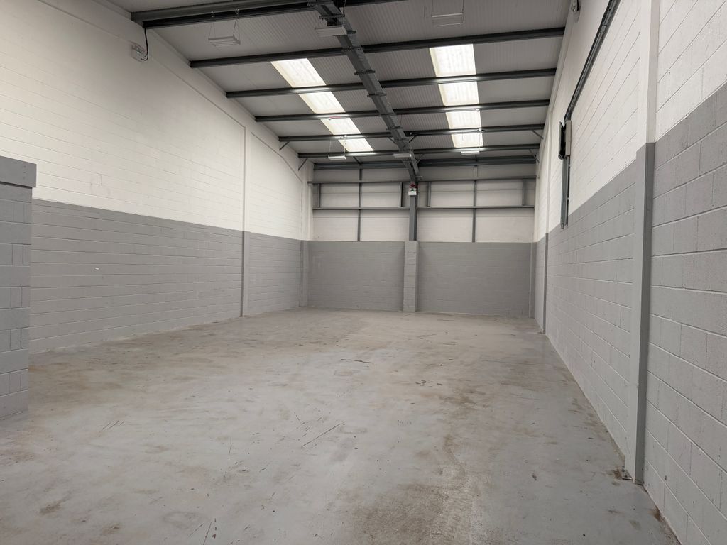 Property photo 3 of 4