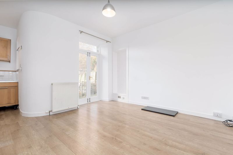 Property photo 3 of 13 Photo 3