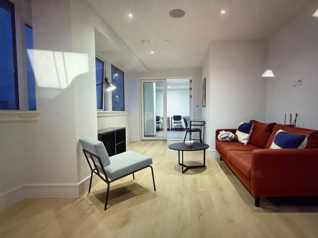 Property photo 2 of 13