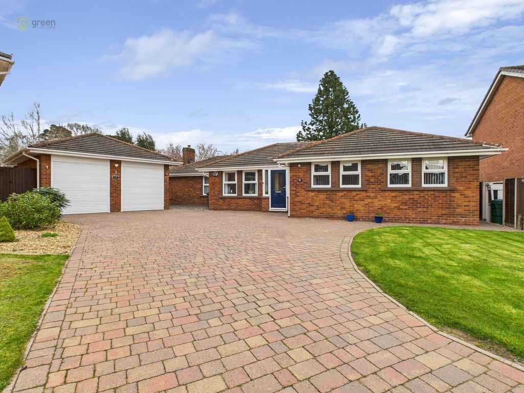Property photo 1 of 28