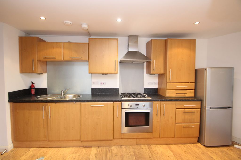 Property photo 3 of 9
