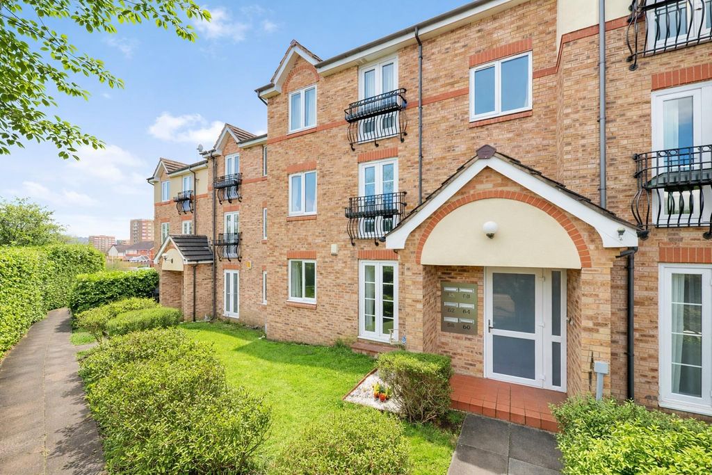 Property photo 1 of 14 Front