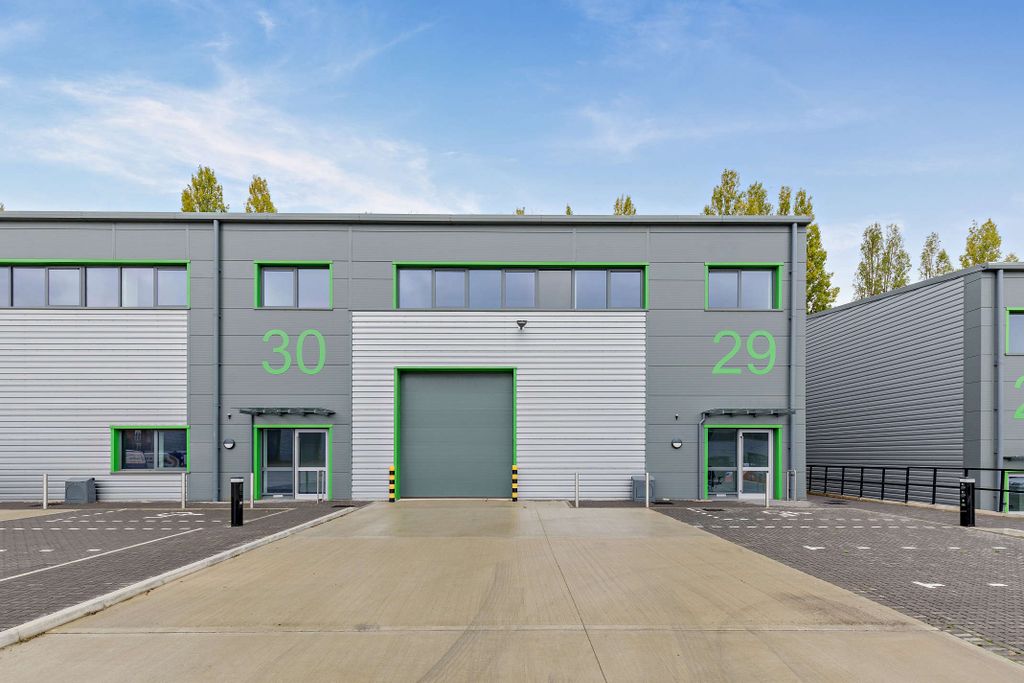 Property photo 2 of 11