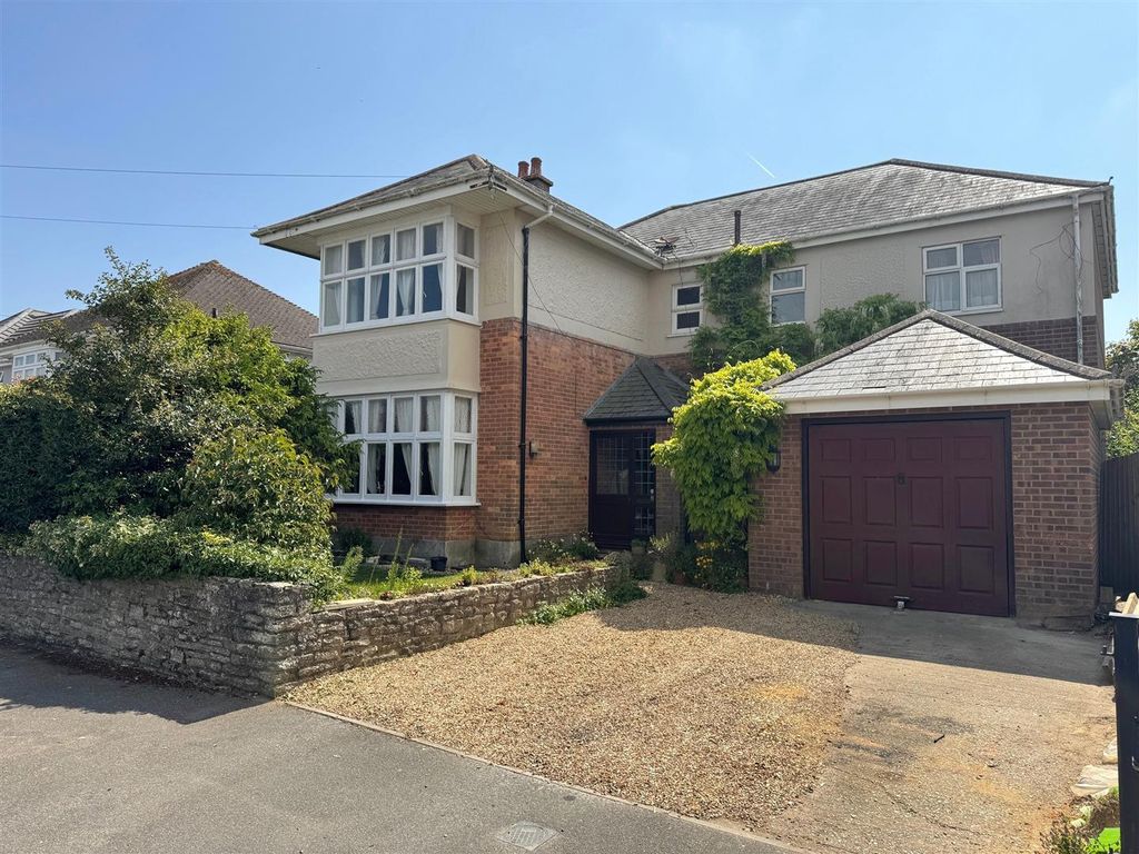 Property photo 2 of 27 24