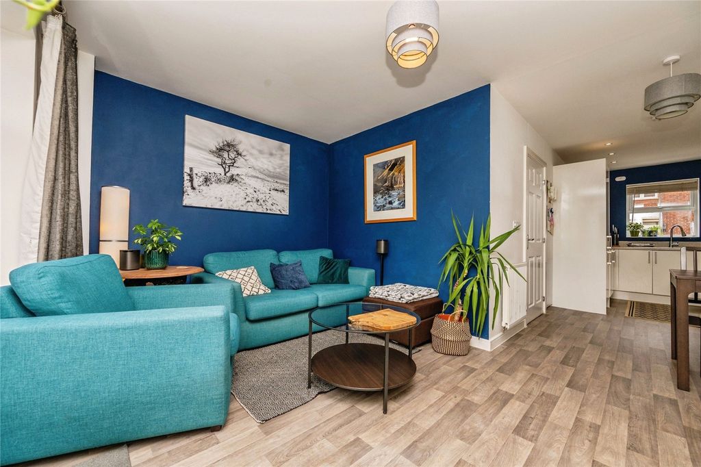 Property photo 2 of 18 Open Plan