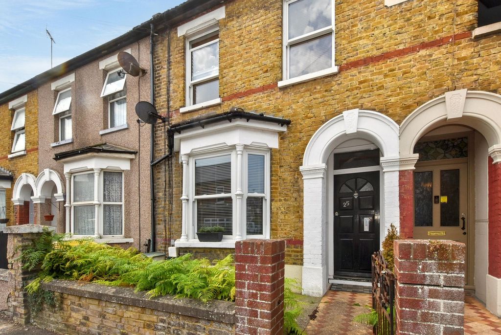 Property photo 1 of 23