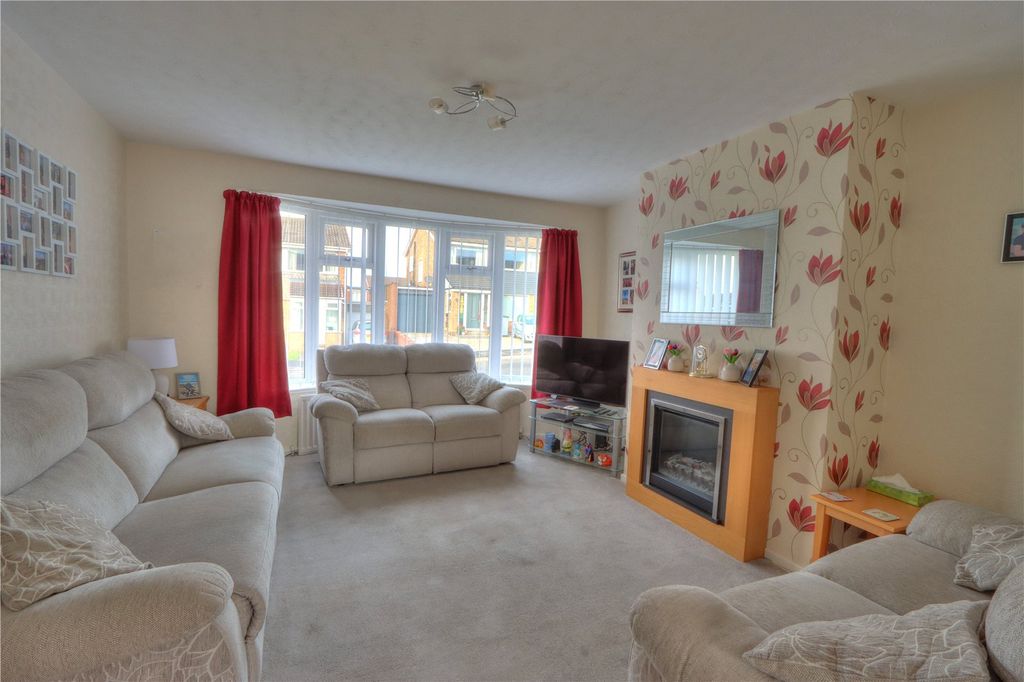 Property photo 2 of 14 Picture No. 02