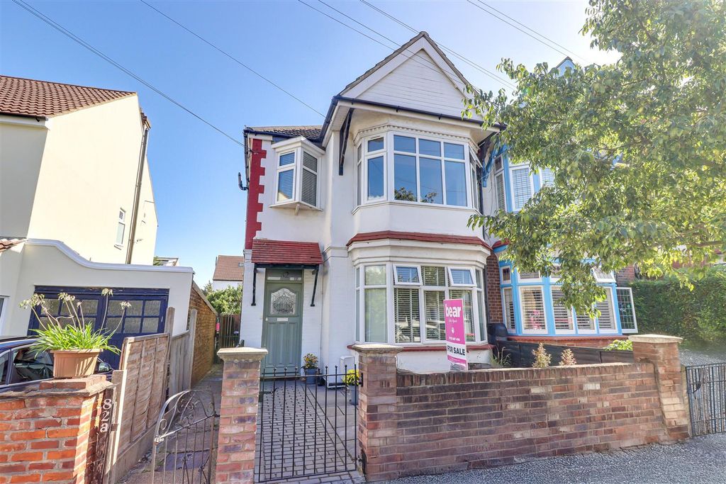 Property photo 1 of 15